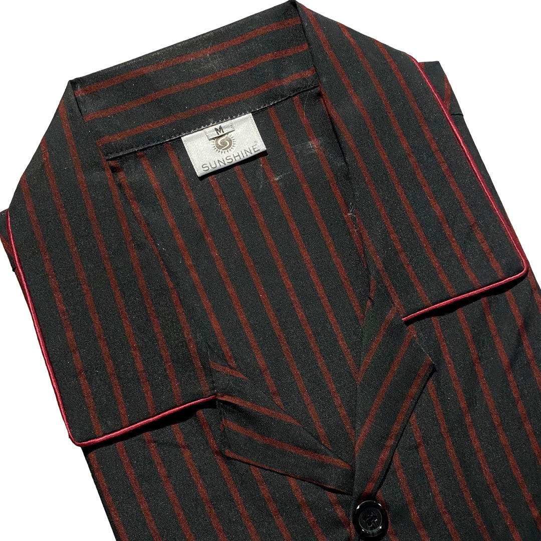 Wash and wear men’s nightwear set in black with red stripes